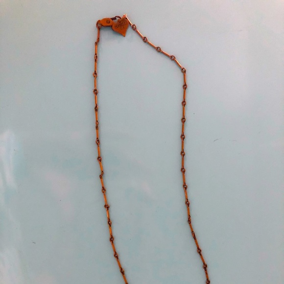 Vintage Brass crystal flower necklace 16 inches - Picture 3 of 4